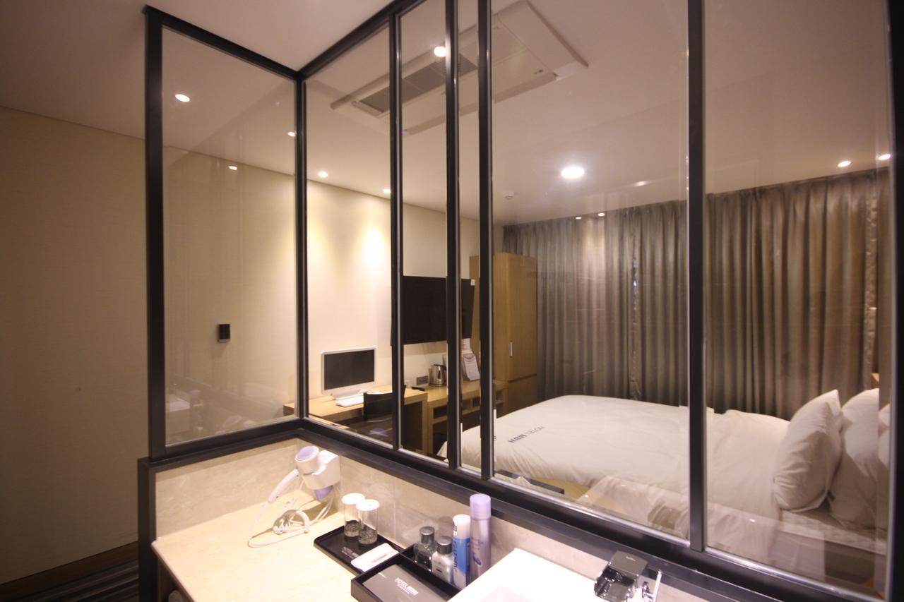 Mbn Hotel Changwon Ngoại thất bức ảnh