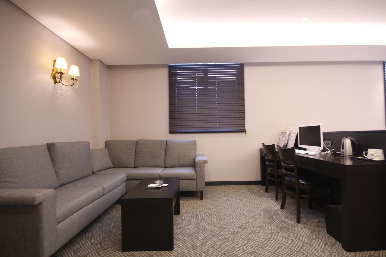 Mbn Hotel Changwon Ngoại thất bức ảnh