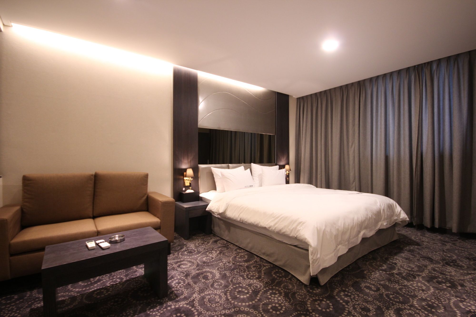 Mbn Hotel Changwon Ngoại thất bức ảnh